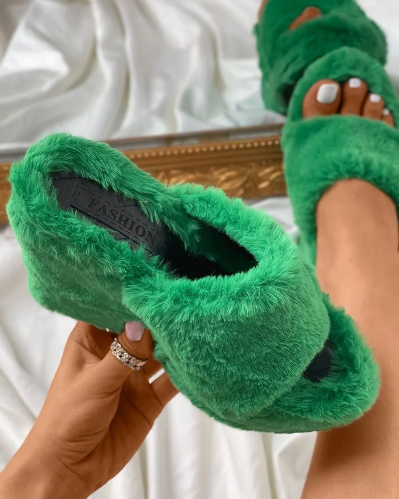Round Toe Fluffy Wedge Slippers